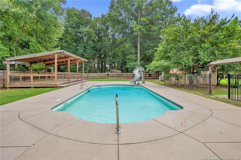 main property photo 43