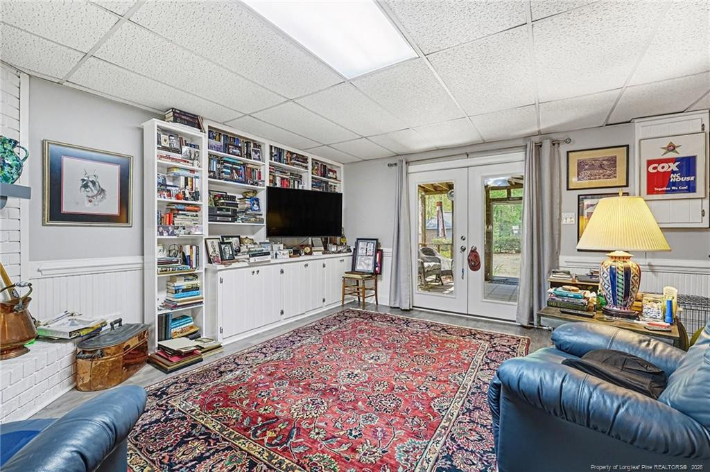 main property photo 15
