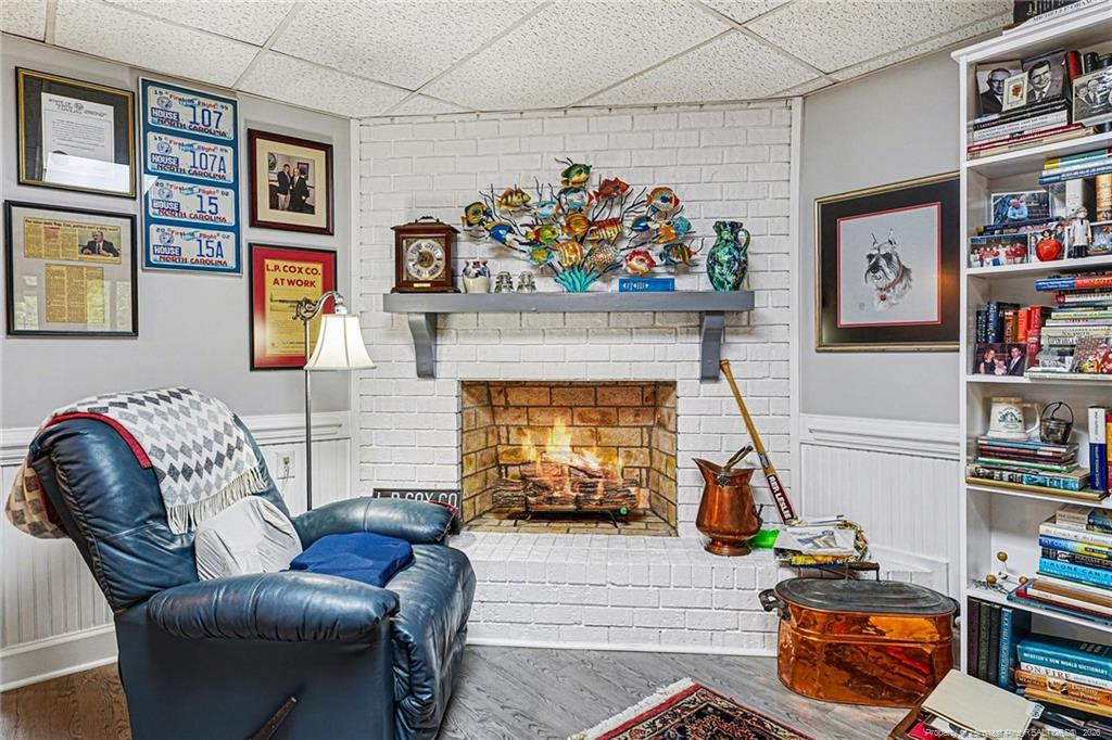 main property photo 16