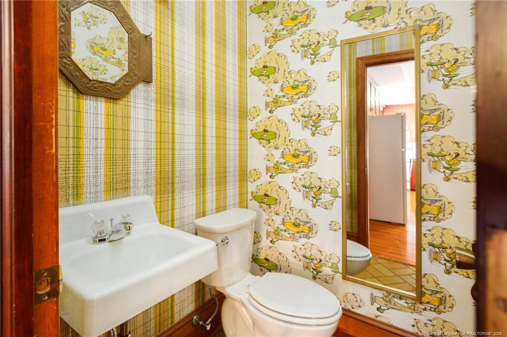 main property photo 20