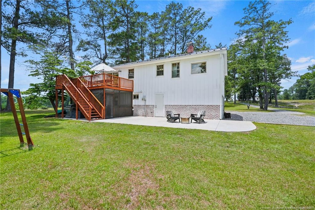 main property photo 32