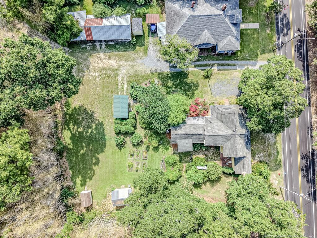 main property photo 40