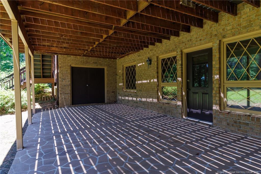 main property photo 41