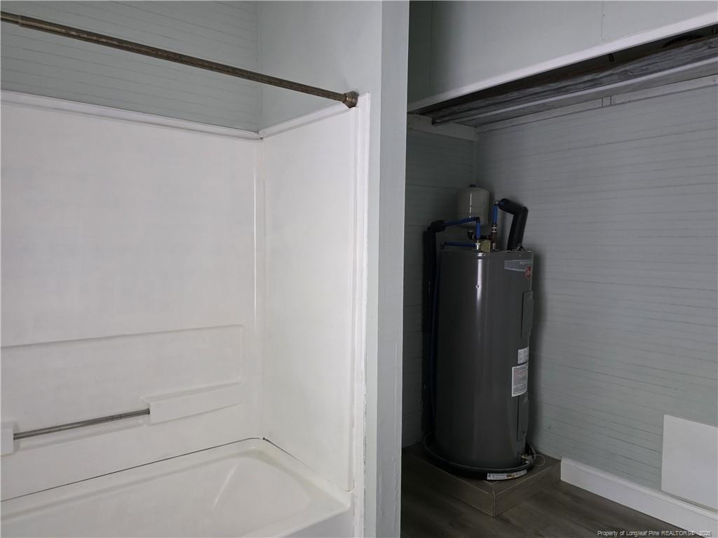 main property photo 17