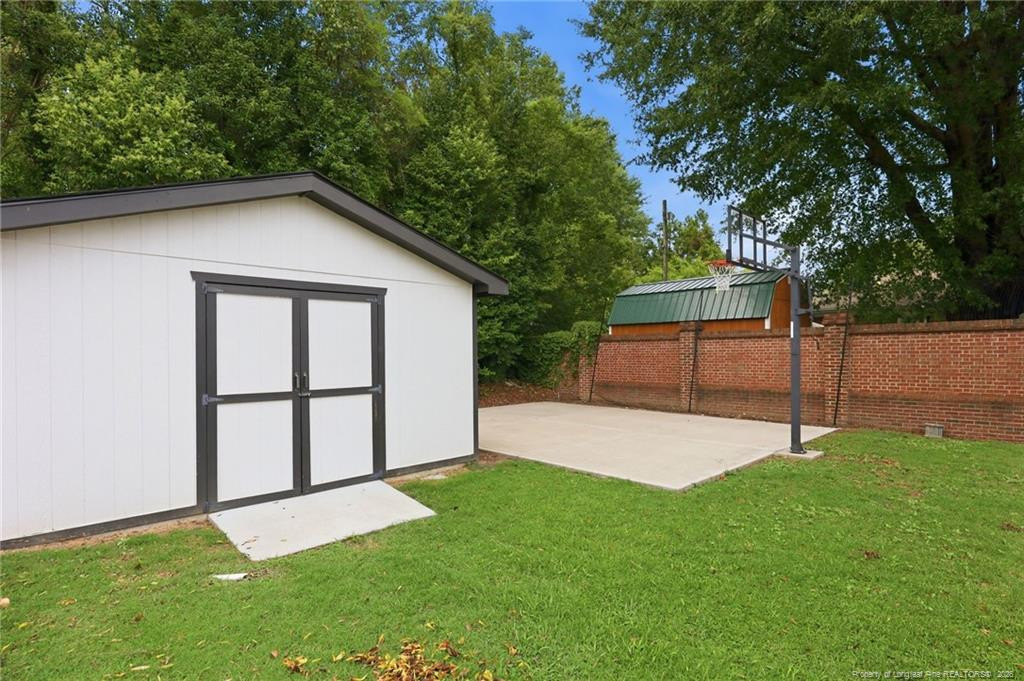 main property photo 42