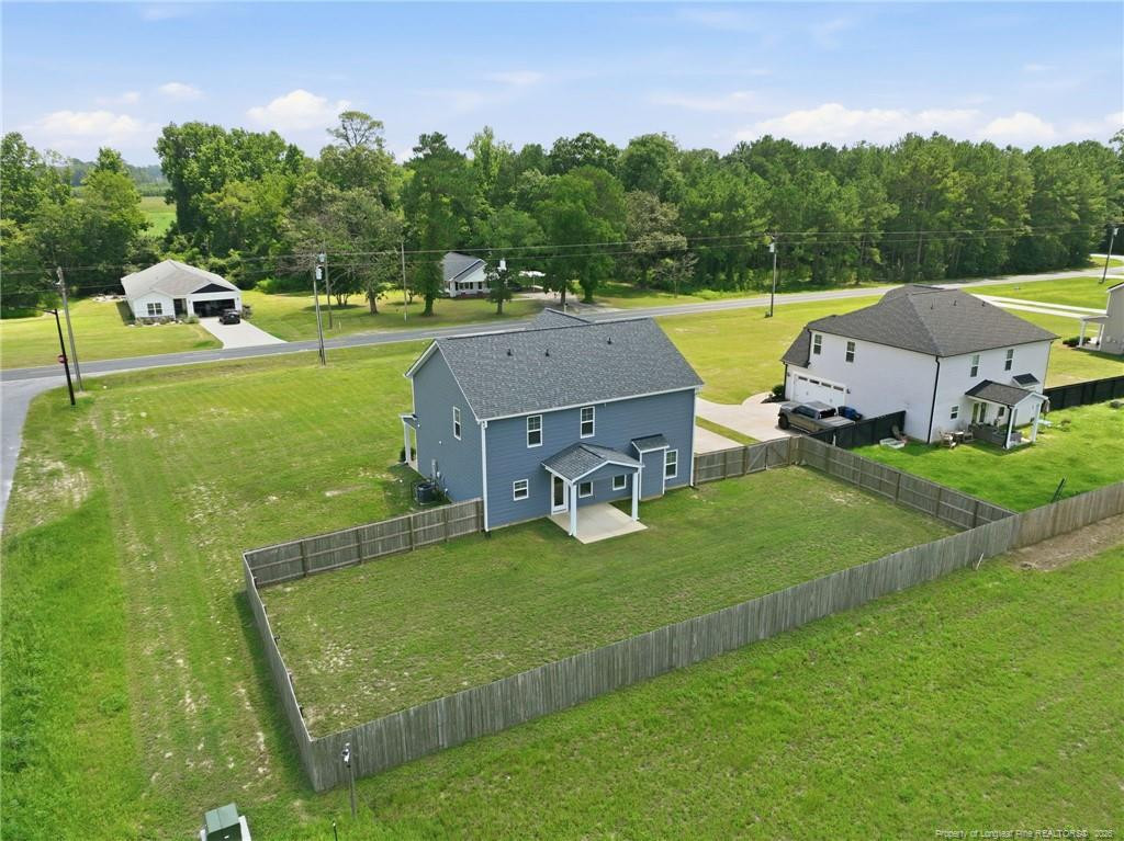 main property photo 40