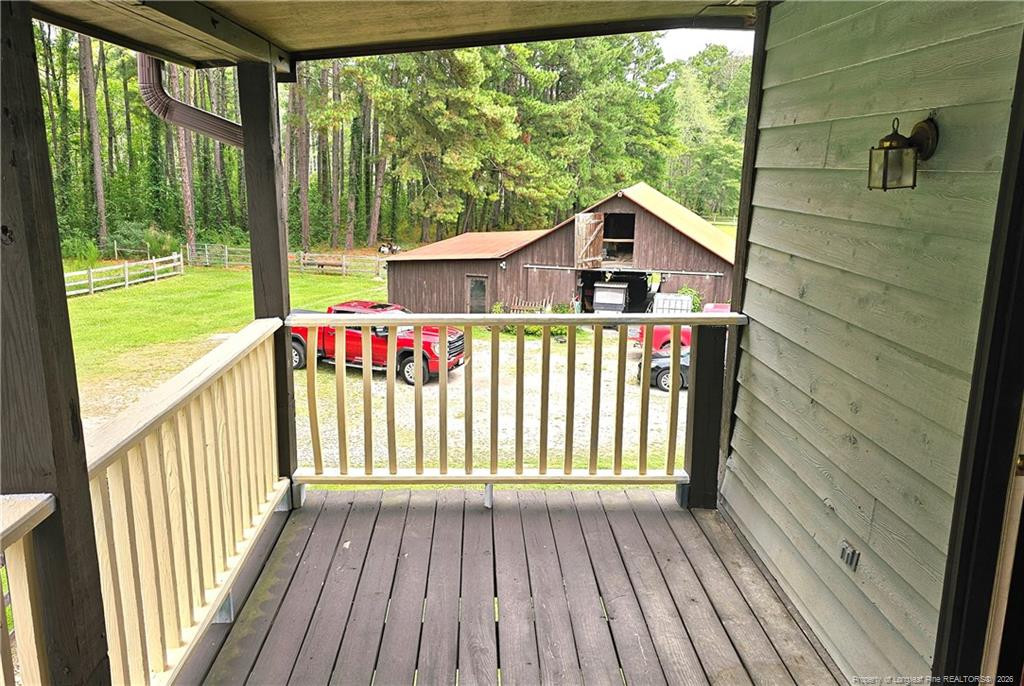 main property photo 16