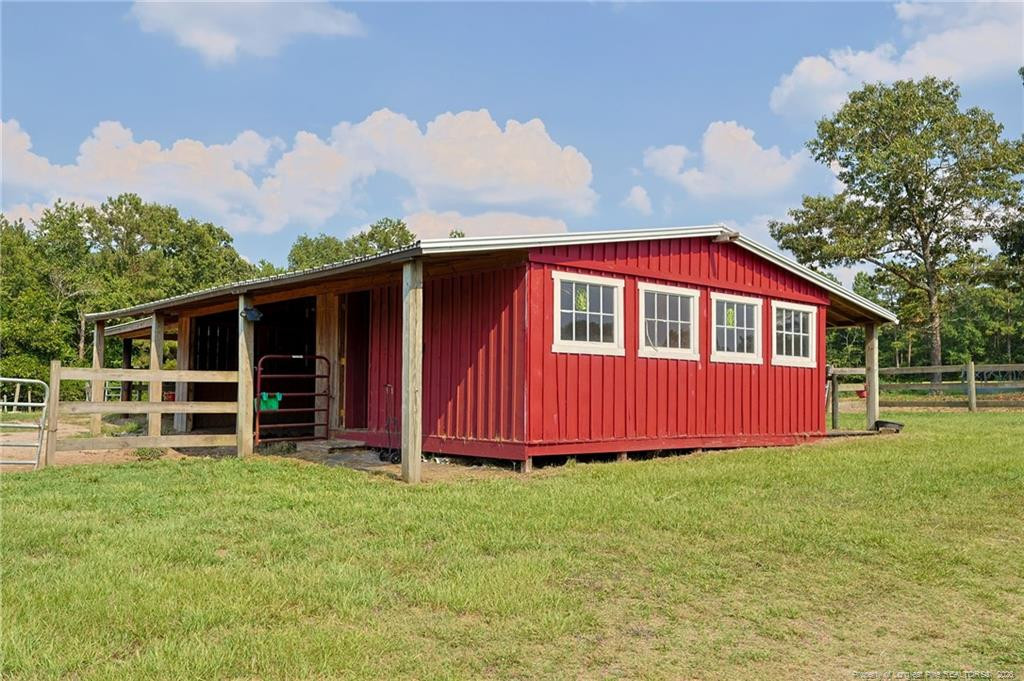 main property photo 41