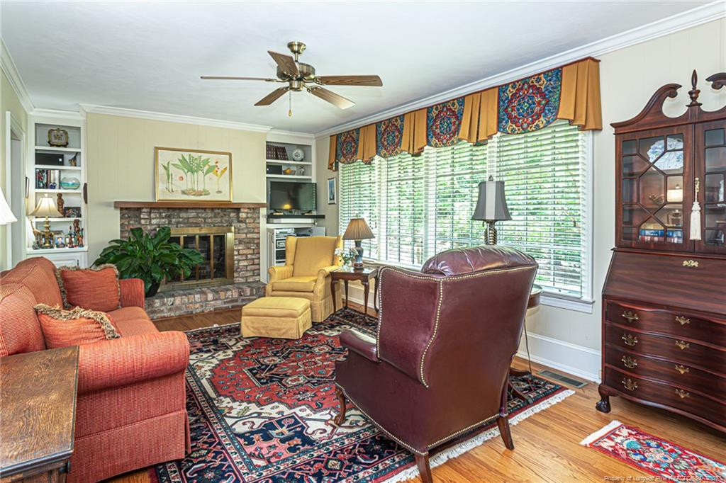 main property photo 9