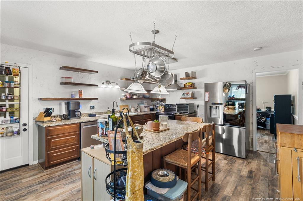 main property photo 13