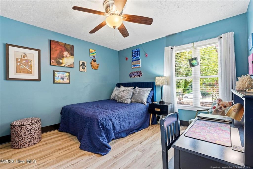 main property photo 25