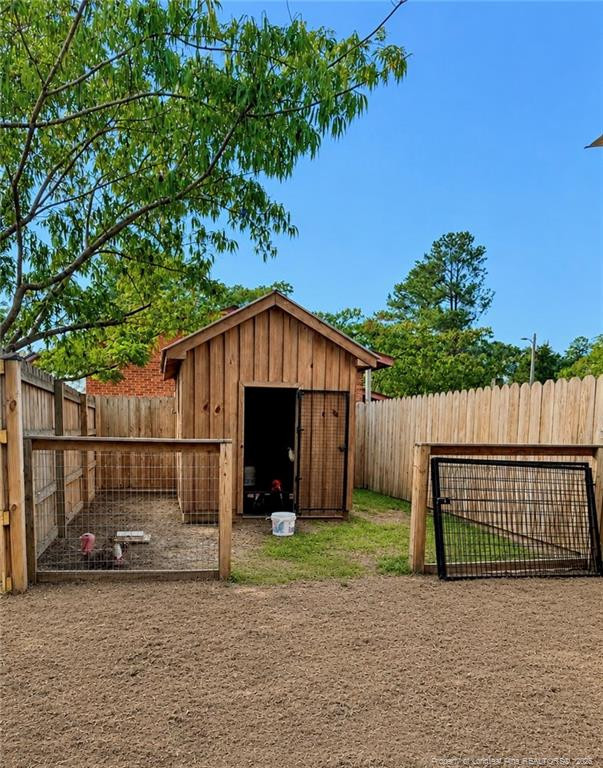 main property photo 40