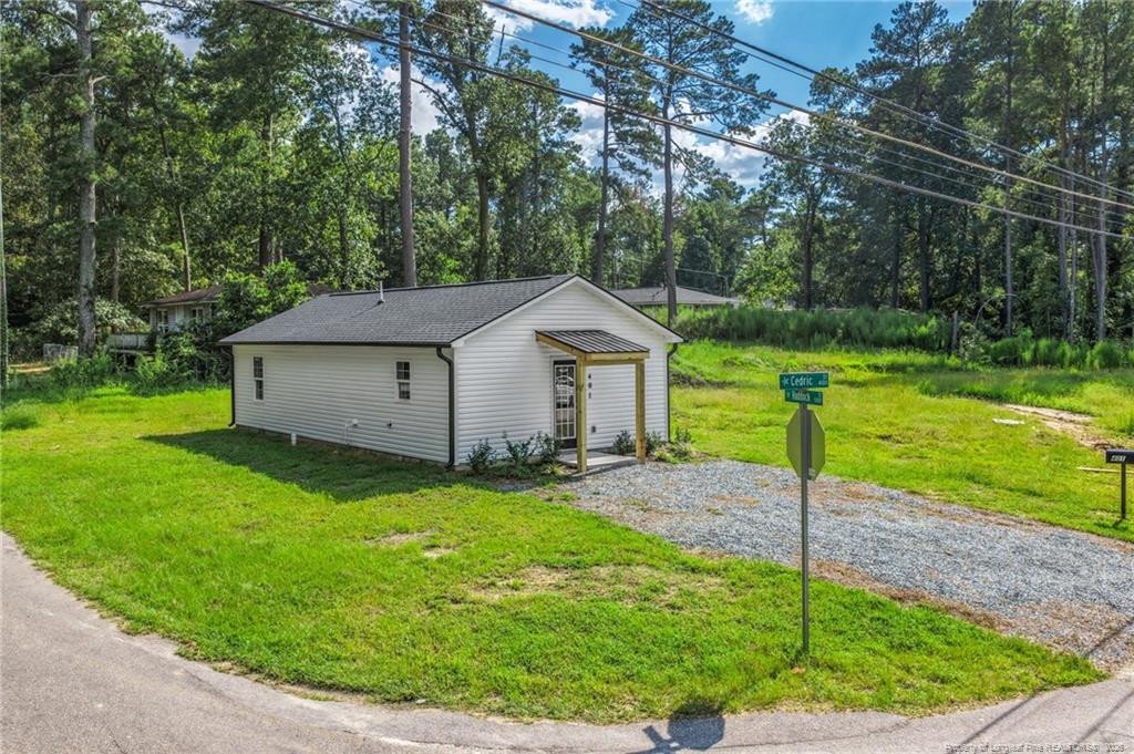 main property photo 13