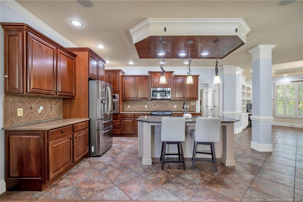 main property photo 9