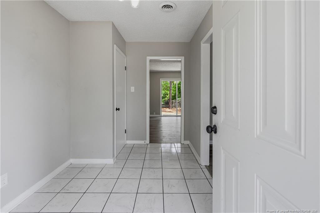 property viewer photo 4