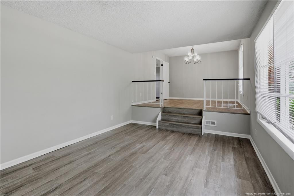 property viewer photo 6