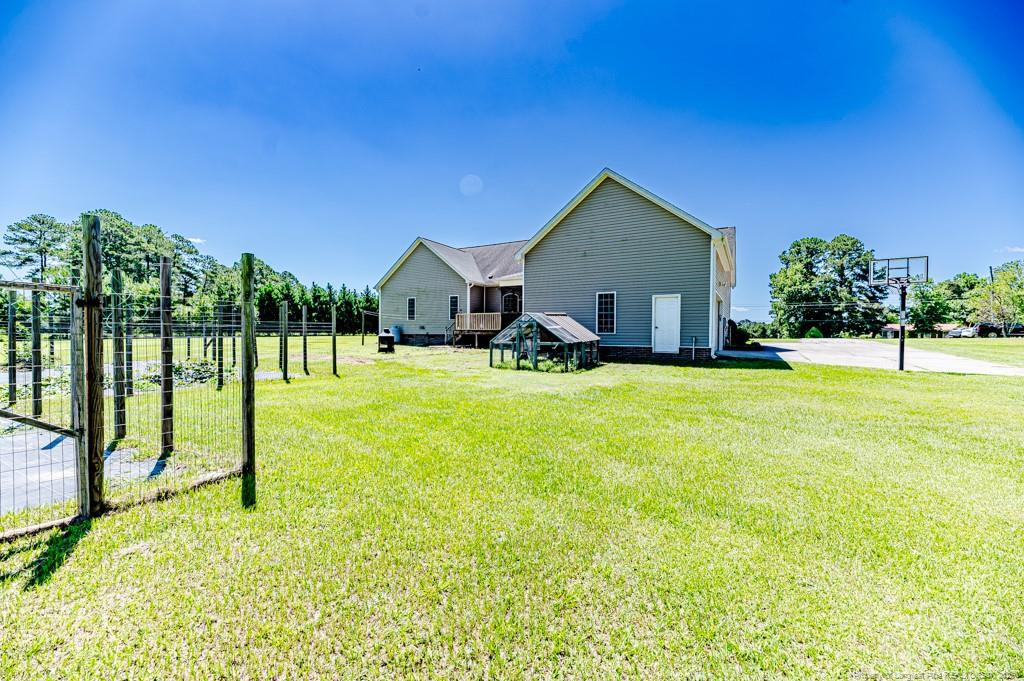 main property photo 38