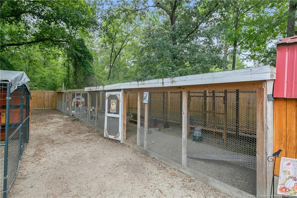 main property photo 32