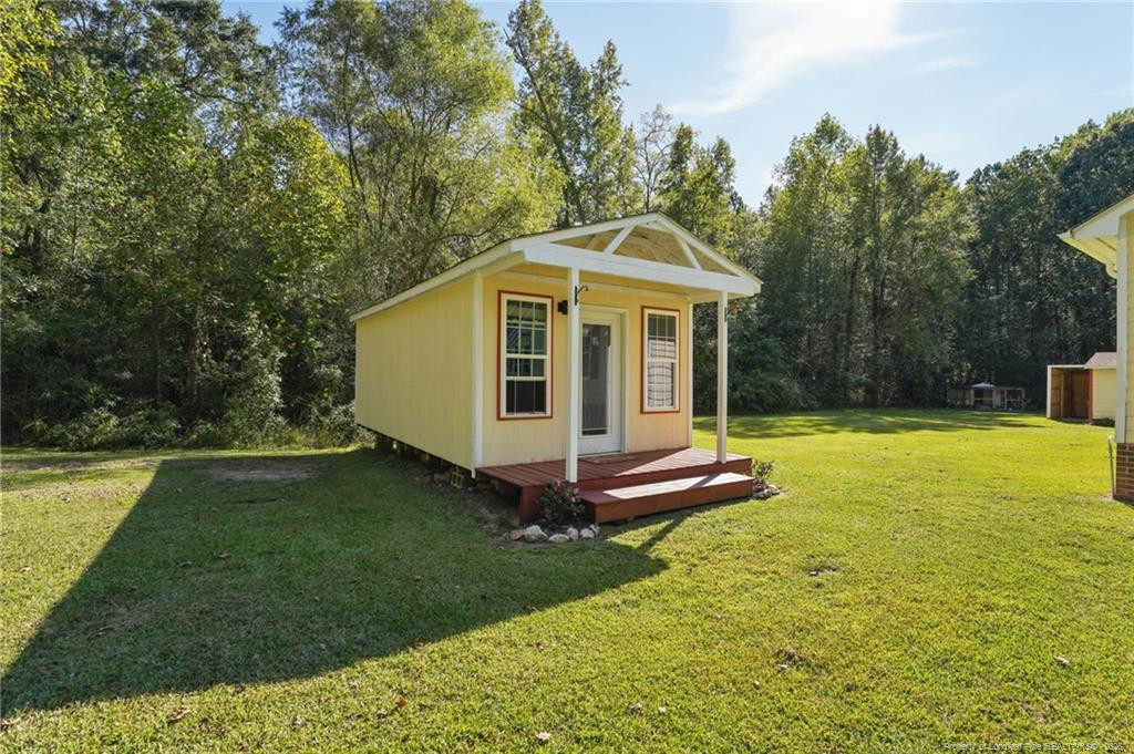main property photo 32