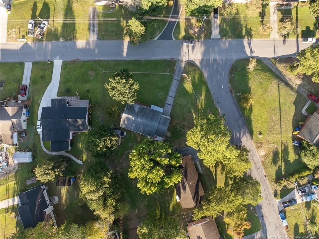 main property photo 32
