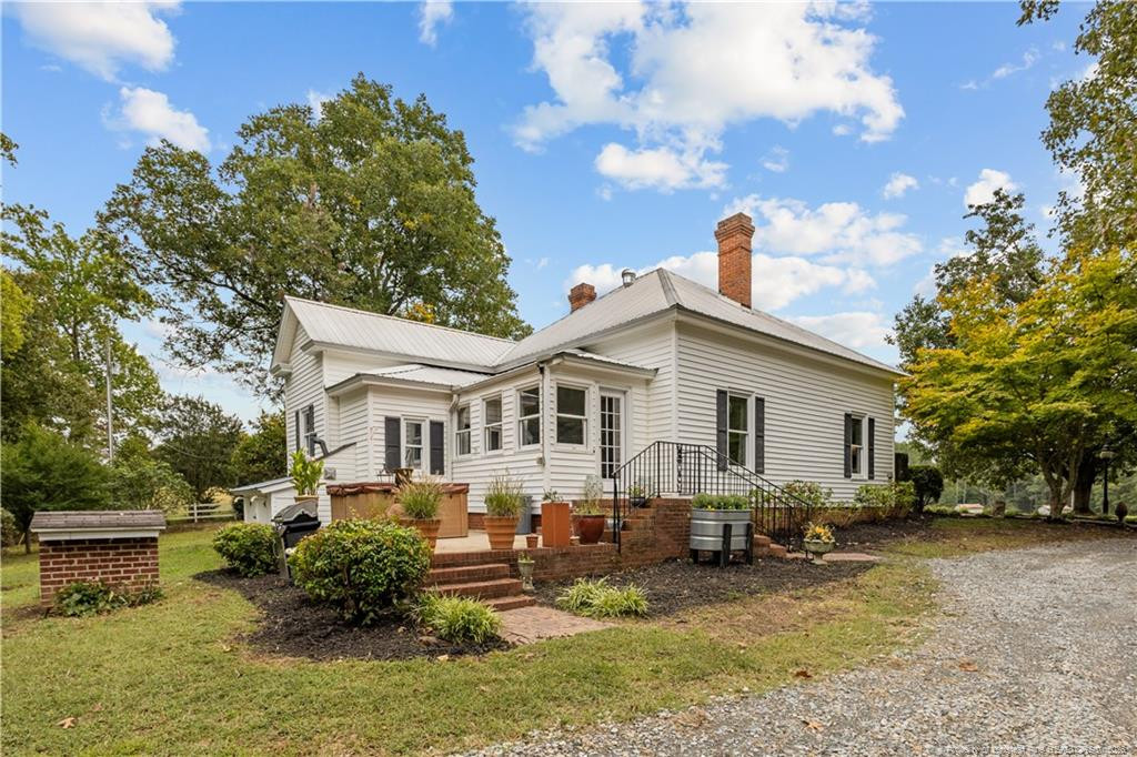 main property photo 34