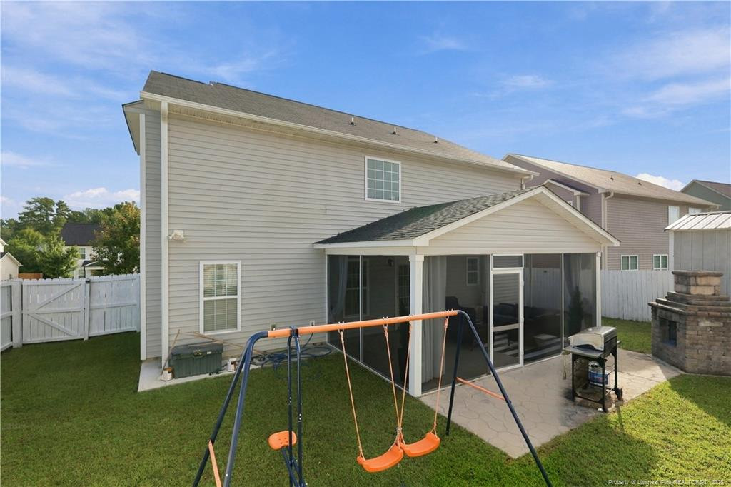 main property photo 32