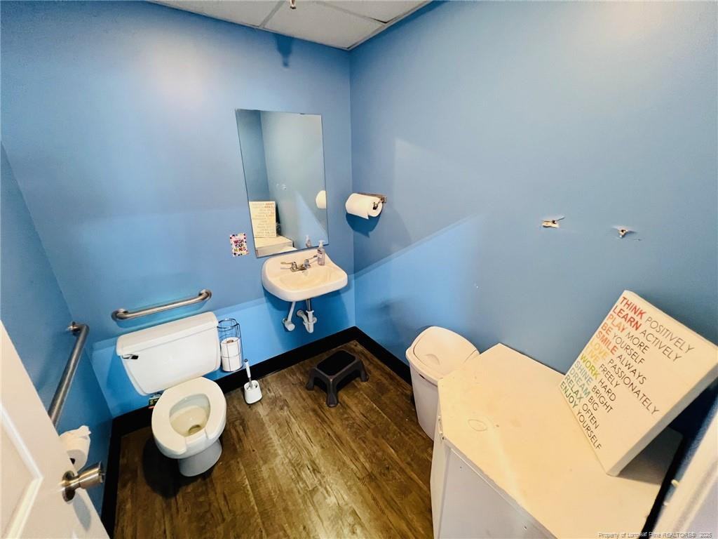 main property photo 11