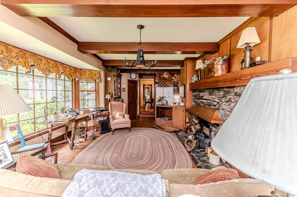 main property photo 31