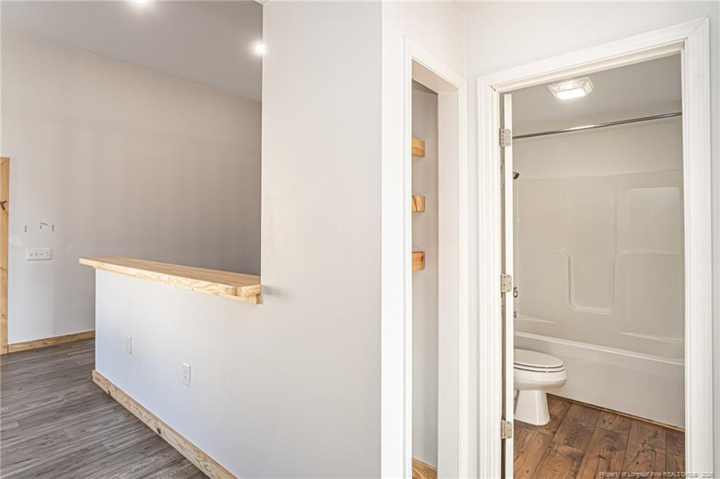 property viewer photo 17