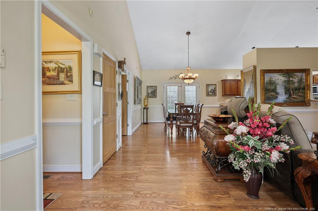 property viewer photo 5