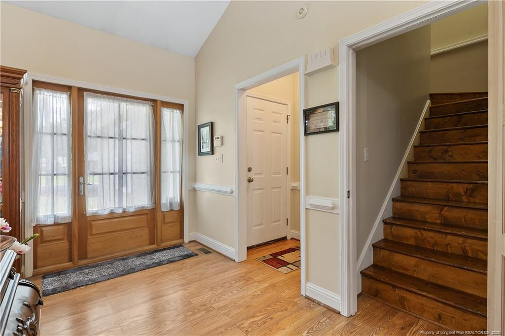 property viewer photo 6