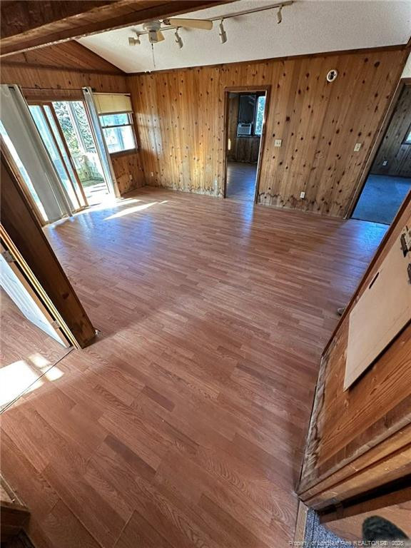 property viewer photo 6