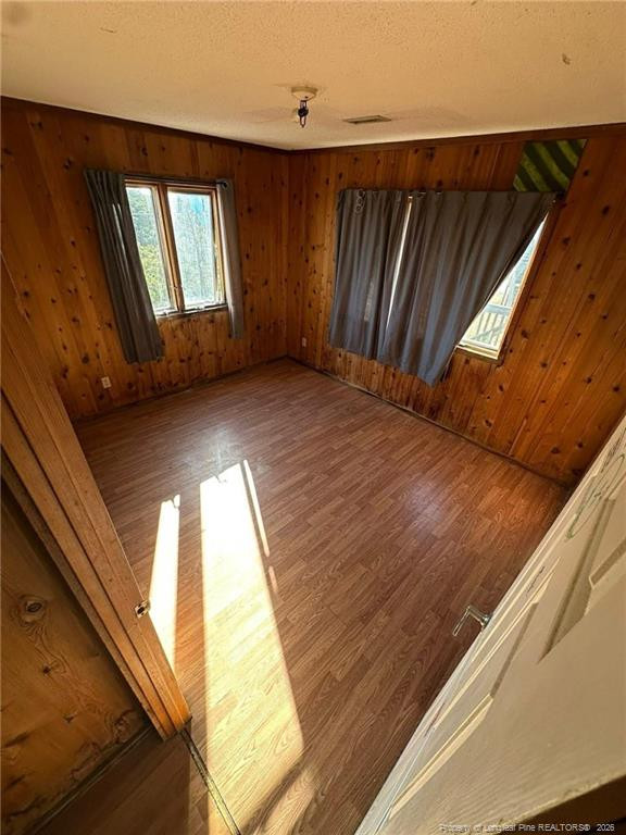 property viewer photo 7