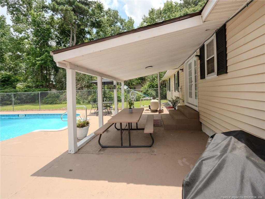 property viewer photo 38
