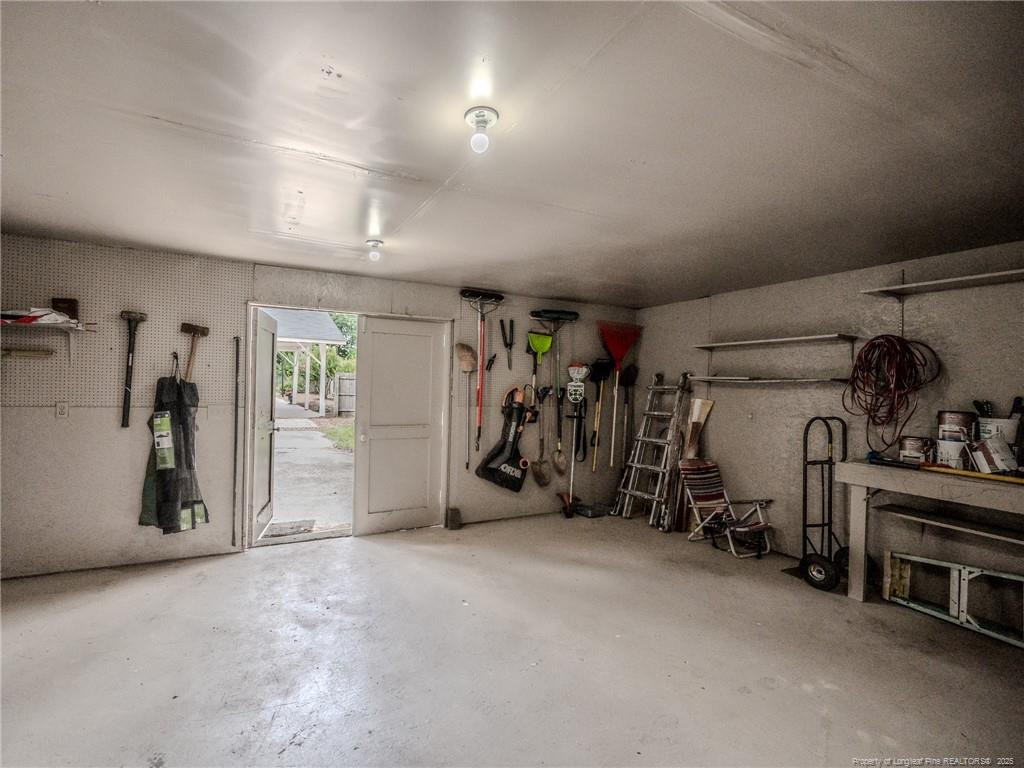 property viewer photo 47