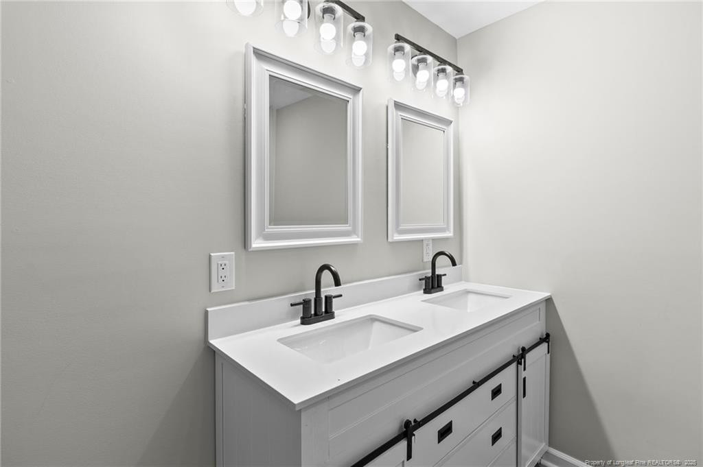 property viewer photo 30
