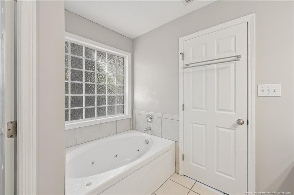 property viewer photo 20