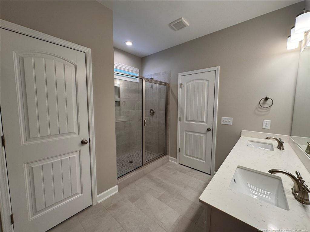 property viewer photo 26