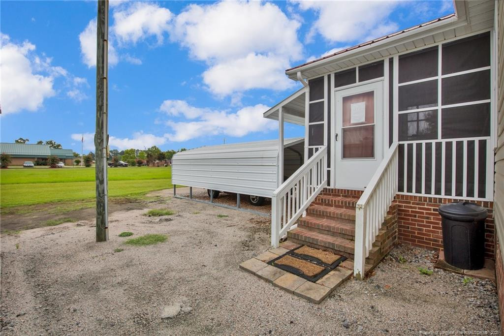 main property photo 32