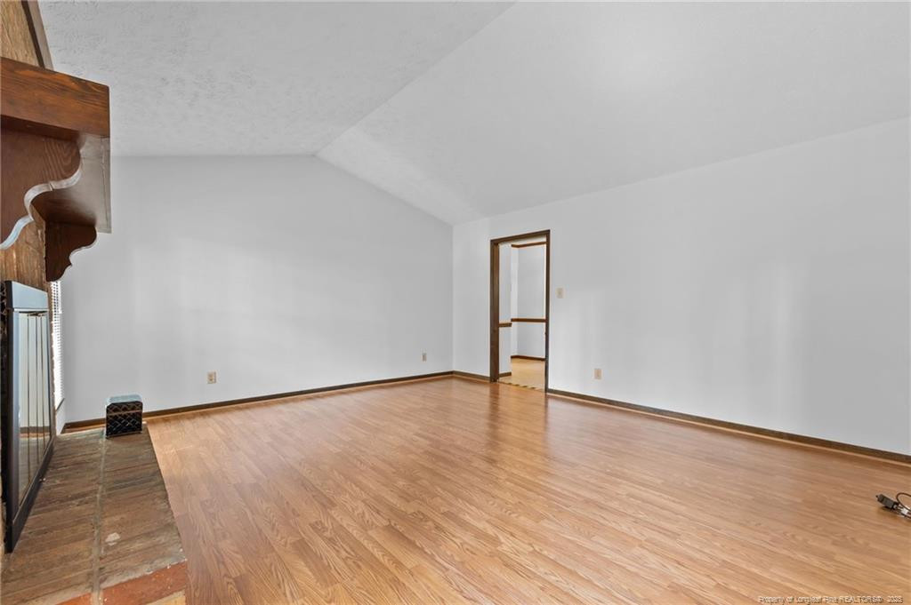 property viewer photo 17