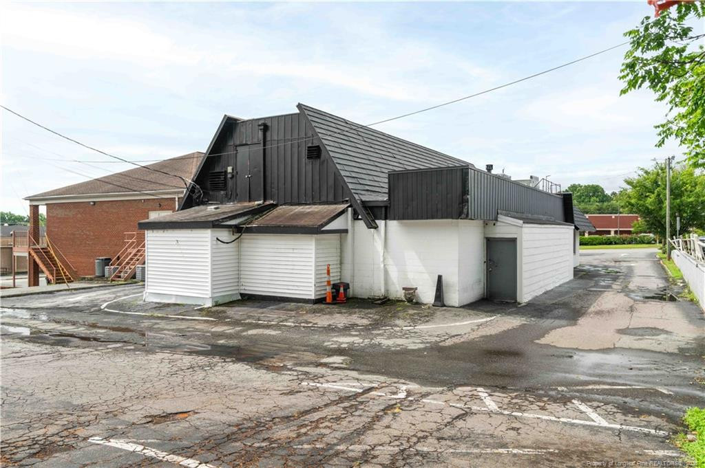 main property photo 29