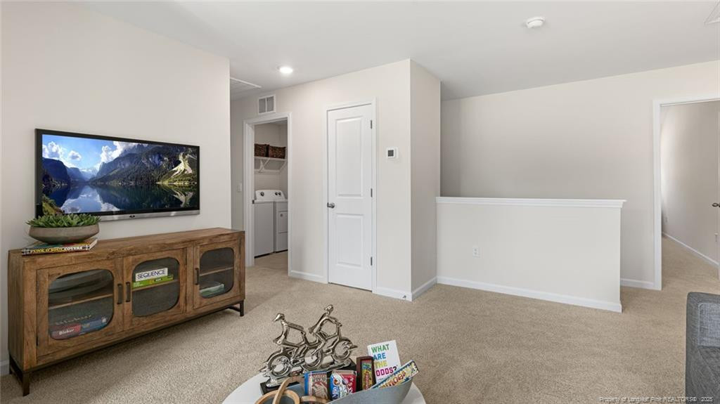property viewer photo 16