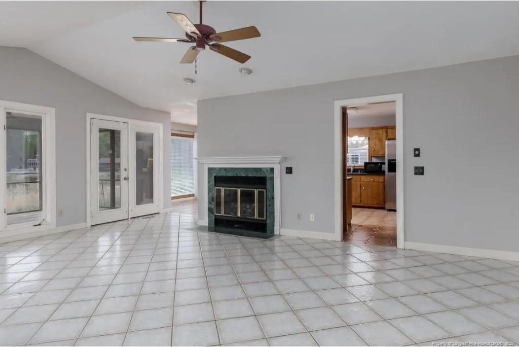 property viewer photo 10