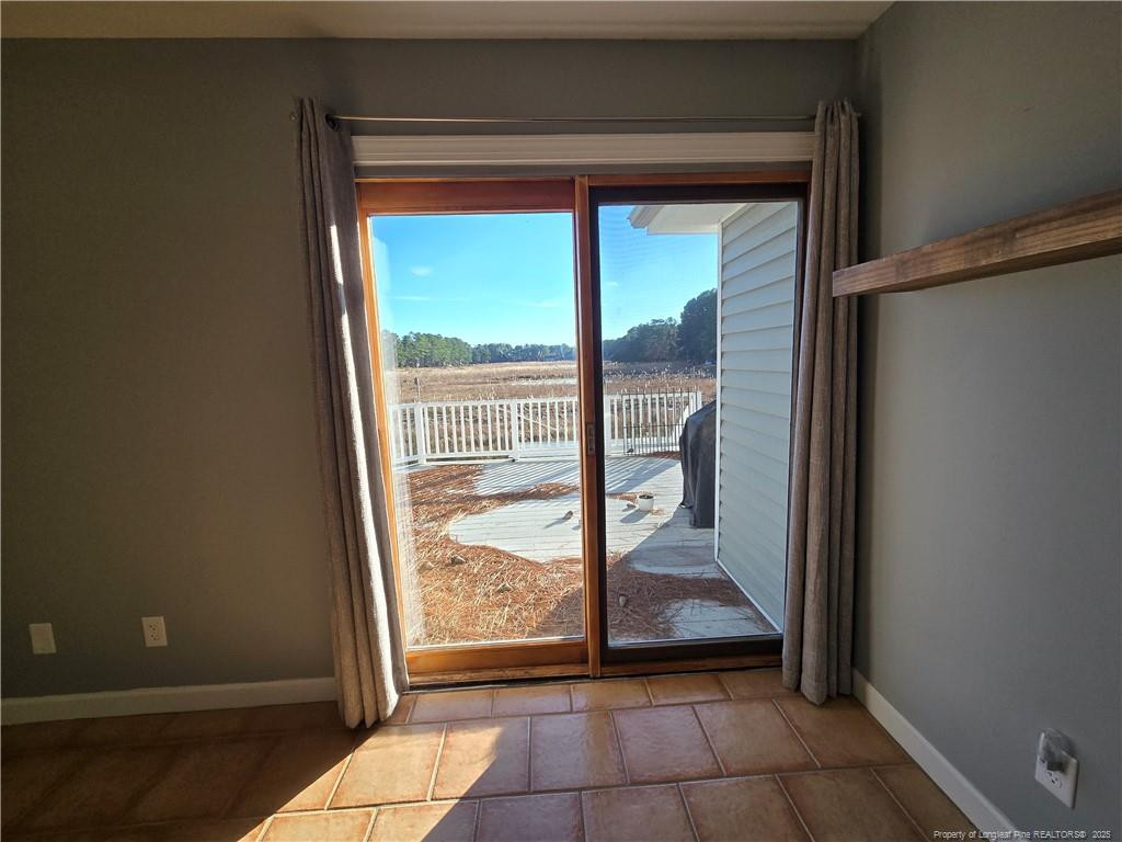 property viewer photo 36