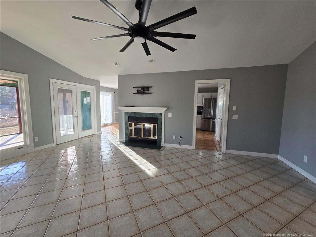 property viewer photo 43