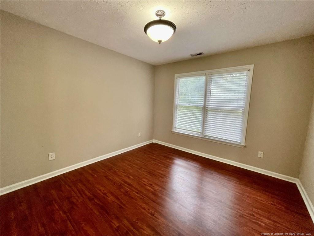 property viewer photo 3