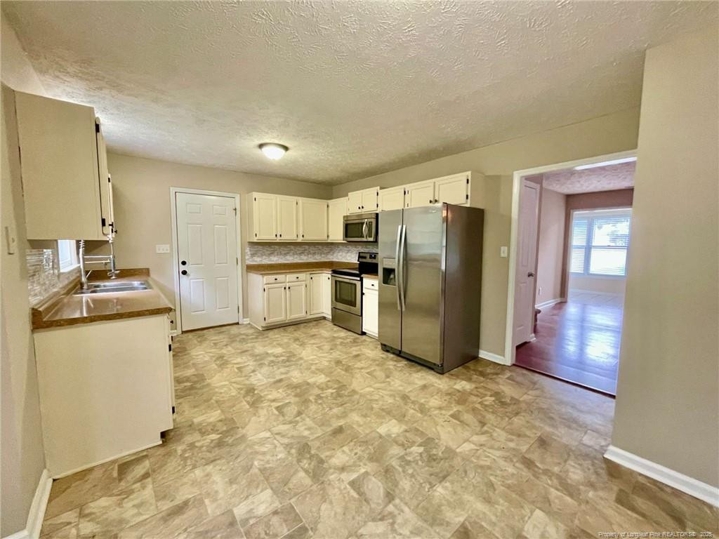 property viewer photo 4
