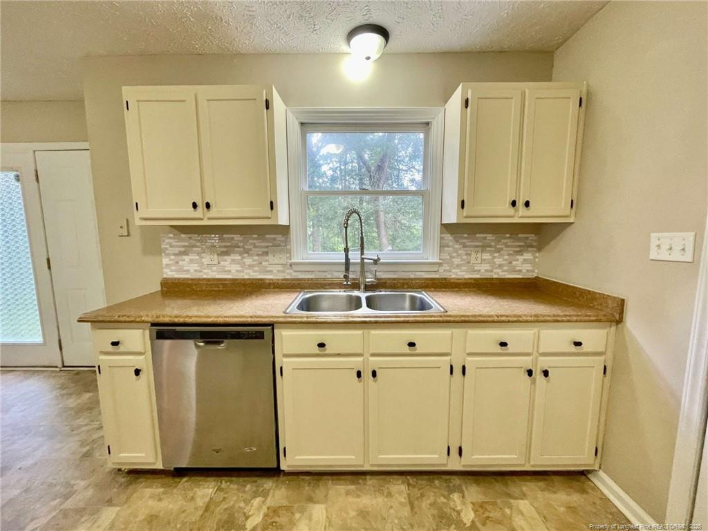 property viewer photo 5