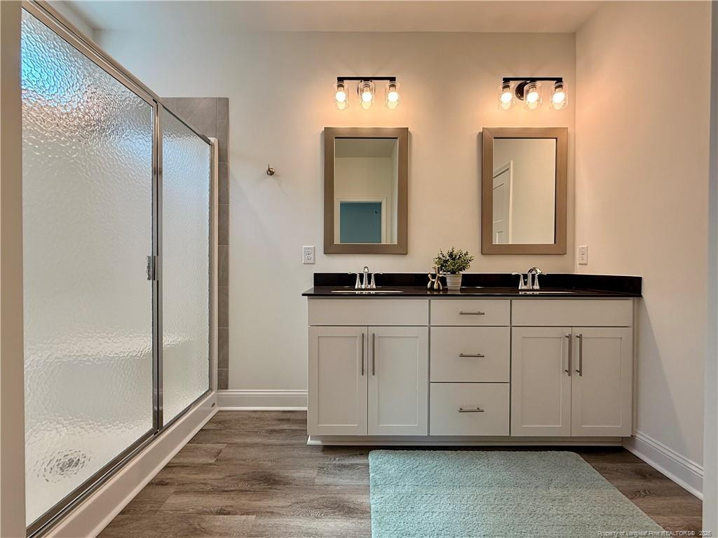 property viewer photo 17