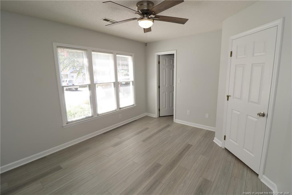 property viewer photo 18